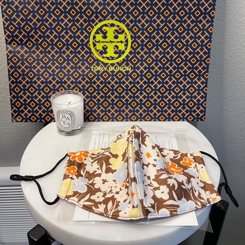Single Tory Burch Face Mask